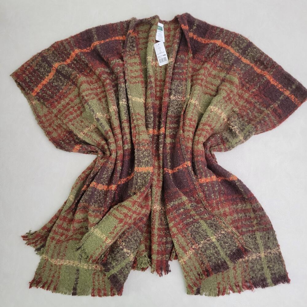 Woolrich Cozy Blanket Wrap Shawl Cape Green & Burgundy Plaid Boucle One Size